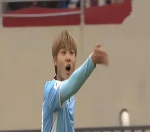 曼城客场逆,转胜热刺,重回英超前,球盟会,球盟会官网入口,球盟会官网首页,球盟会官网